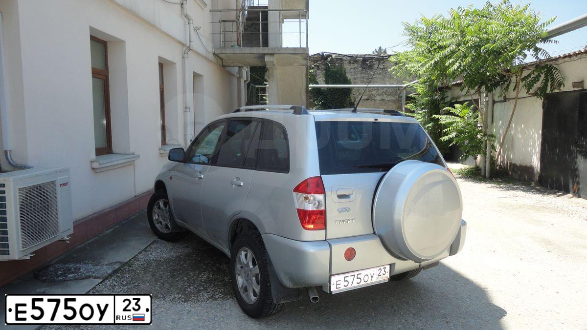 Фото автомобиля CHERY TIGGO, 2012 — госномер Е575ОУ23. Цвет: СЕРЕБРИСТЫЙ