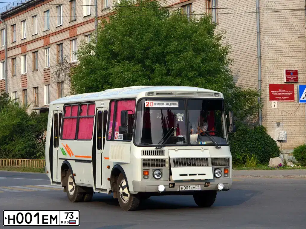 Фото автомобиля PAZ 3205, 2004 — госномер Н001ЕМ73. Цвет: Бело-Синий