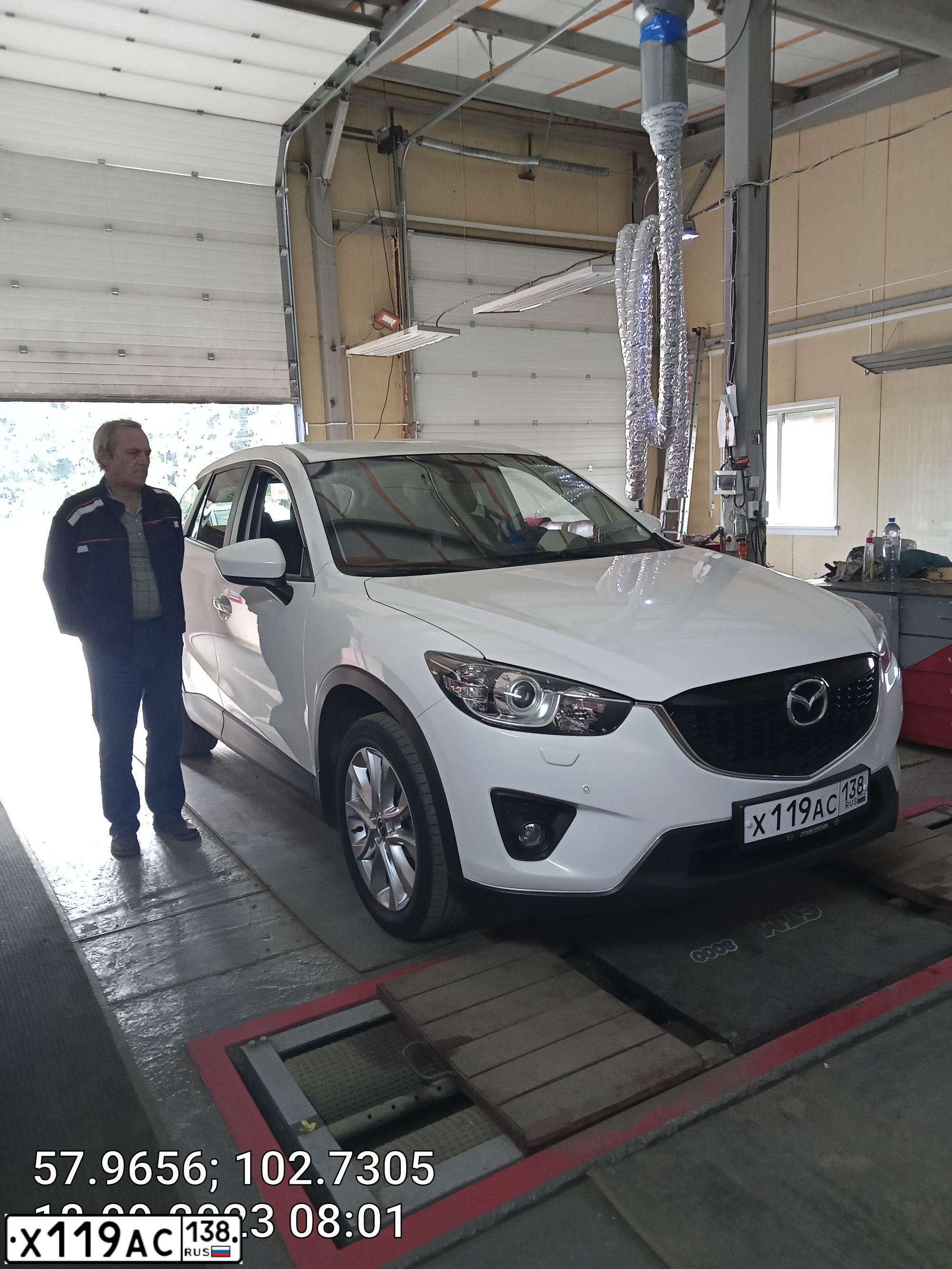 Фото автомобиля MAZDA CX-5, 2014 — госномер Х119АС138. Цвет: БЕЛЫЙ ПЕРЛАМУТР