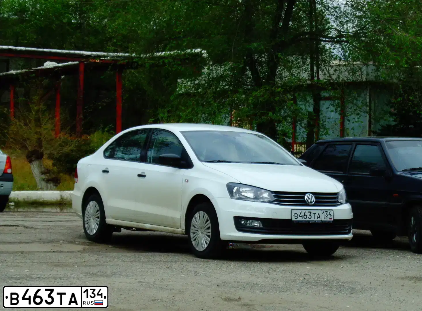 Фото автомобиля VOLKSWAGEN POLO, 2016 — госномер Н588КТ134. Цвет: БЕЛЫЙ