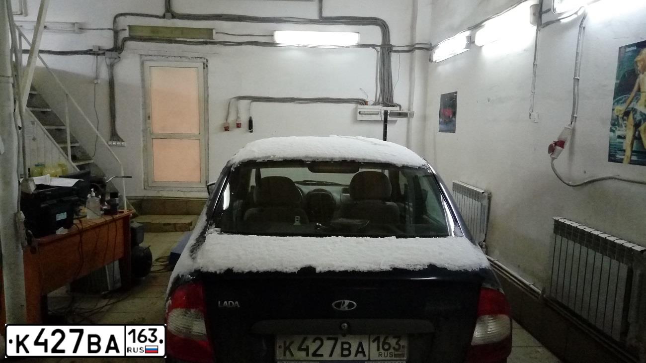 Фото автомобиля LADA 1118 KALINA, 2007 — госномер Е671РН702. Цвет: ТЕМНО-СИНЕ-ФИОЛЕТОВЫЙ