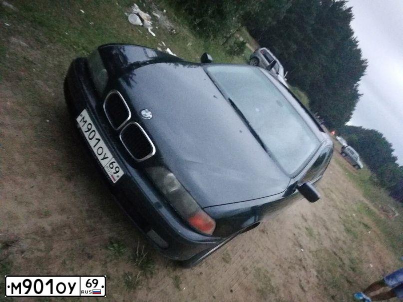 Фото автомобиля BMW 523, 1998 — госномер К387РВ147