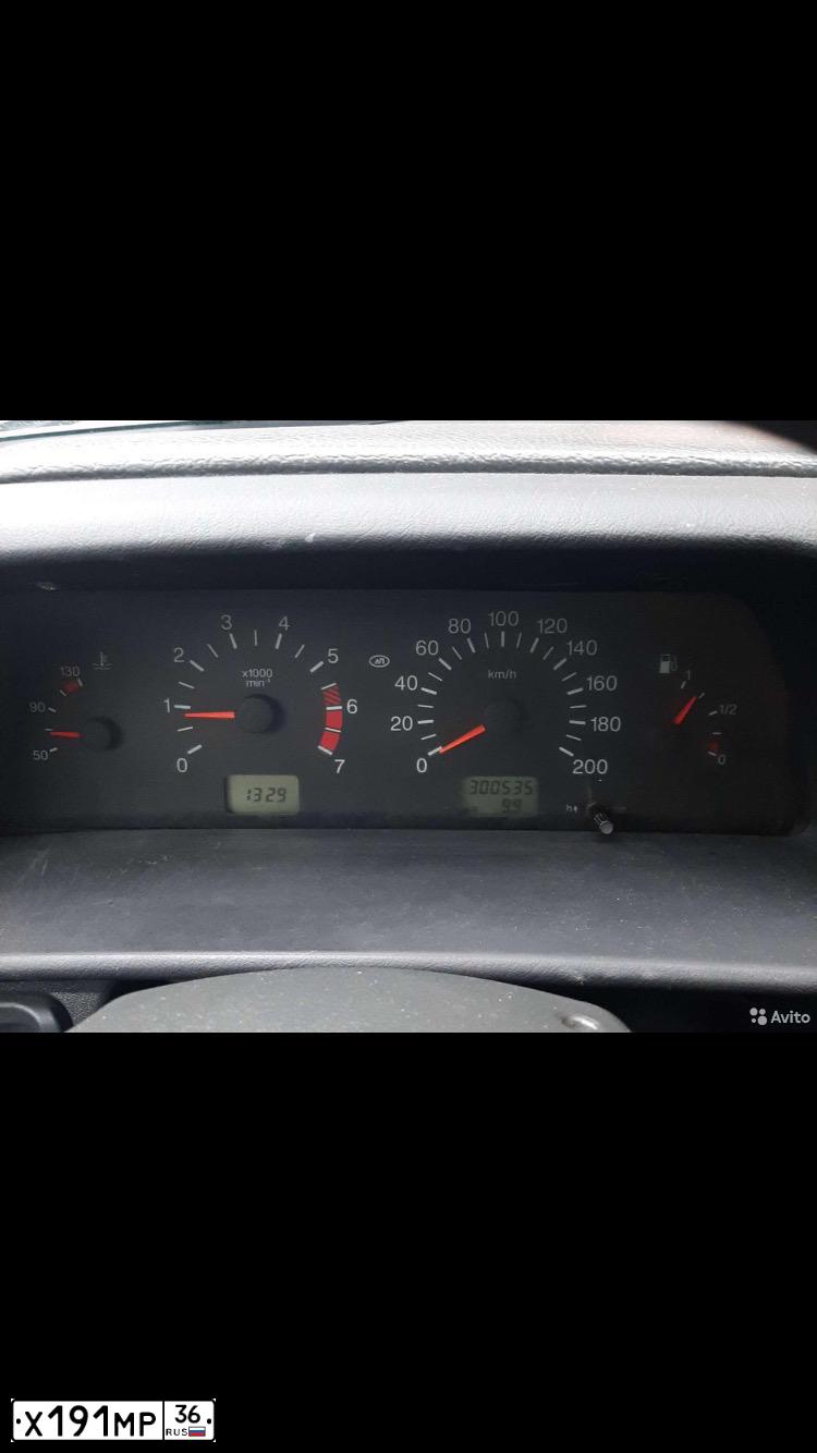 Фото автомобиля LADA 2114 SAMARA, 2006 — госномер Н335АТ180. Цвет: СРЕДНИЙ СЕРО-ЗЕЛЕНЫЙ МЕТ