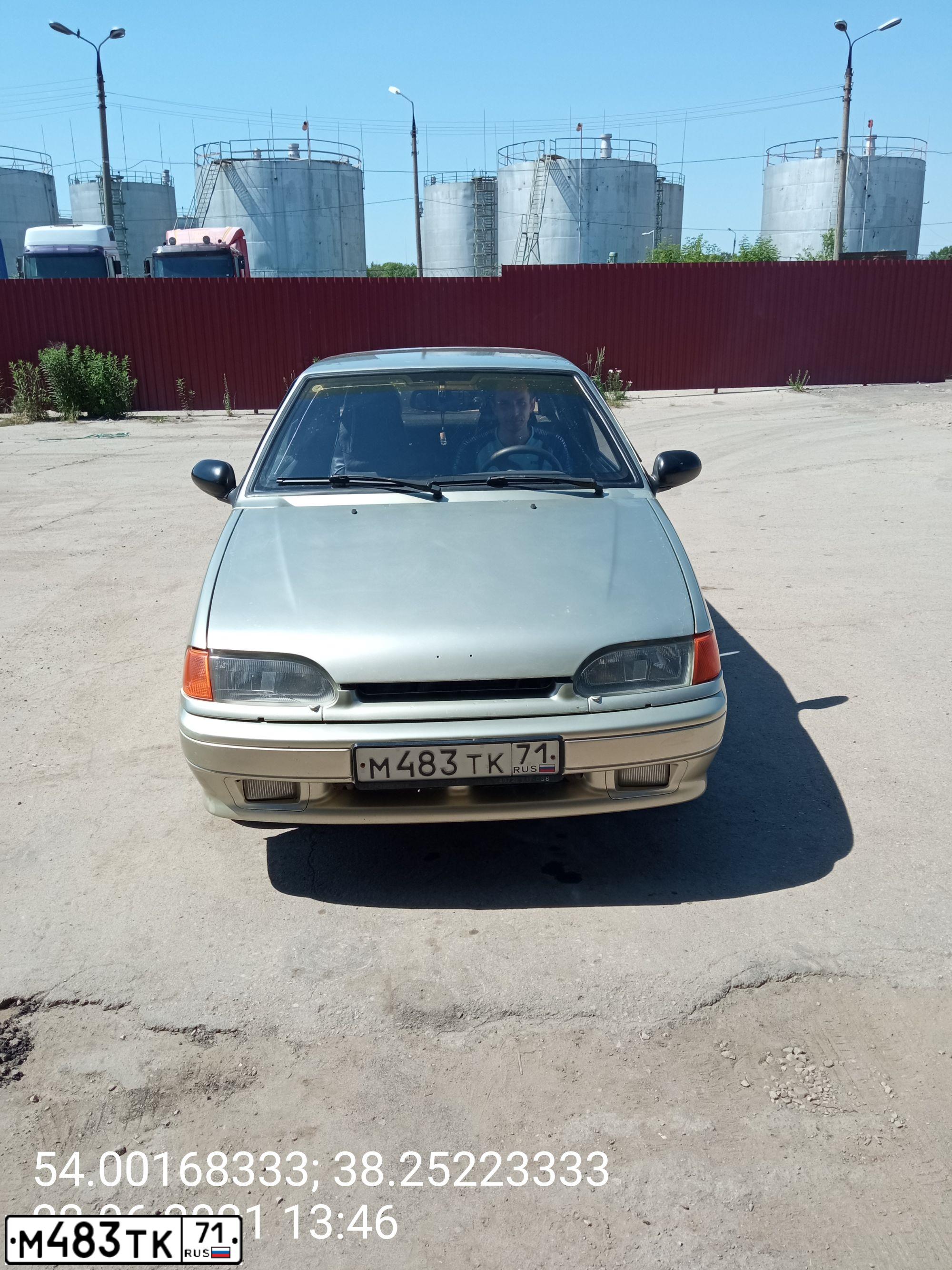 Фото автомобиля LADA 2113 SAMARA, 2007 — госномер М483ТК71. Цвет: СЕРЕБРИСТО-БЕЖЕВЫЙ