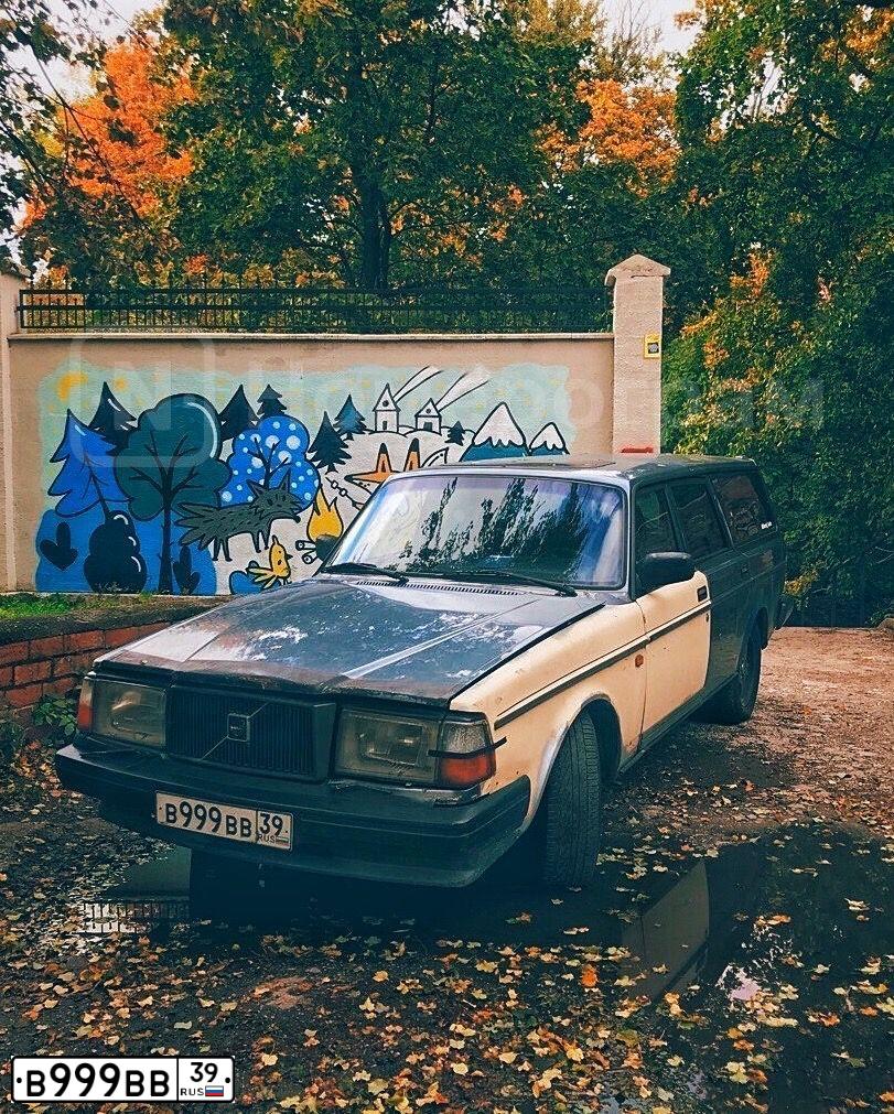 Фото автомобиля FIAT CROMA, 1988 — госномер В999ВВ39. Цвет: СИНИЙ