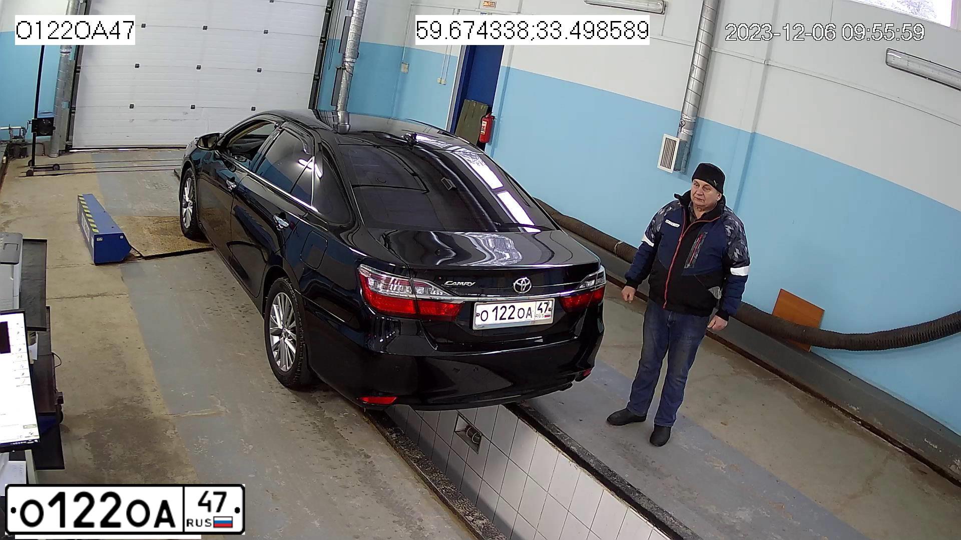 Фото автомобиля VOLVO XC60, 2013 — госномер О122ОА47. Цвет: ЧЕРНЫЙ