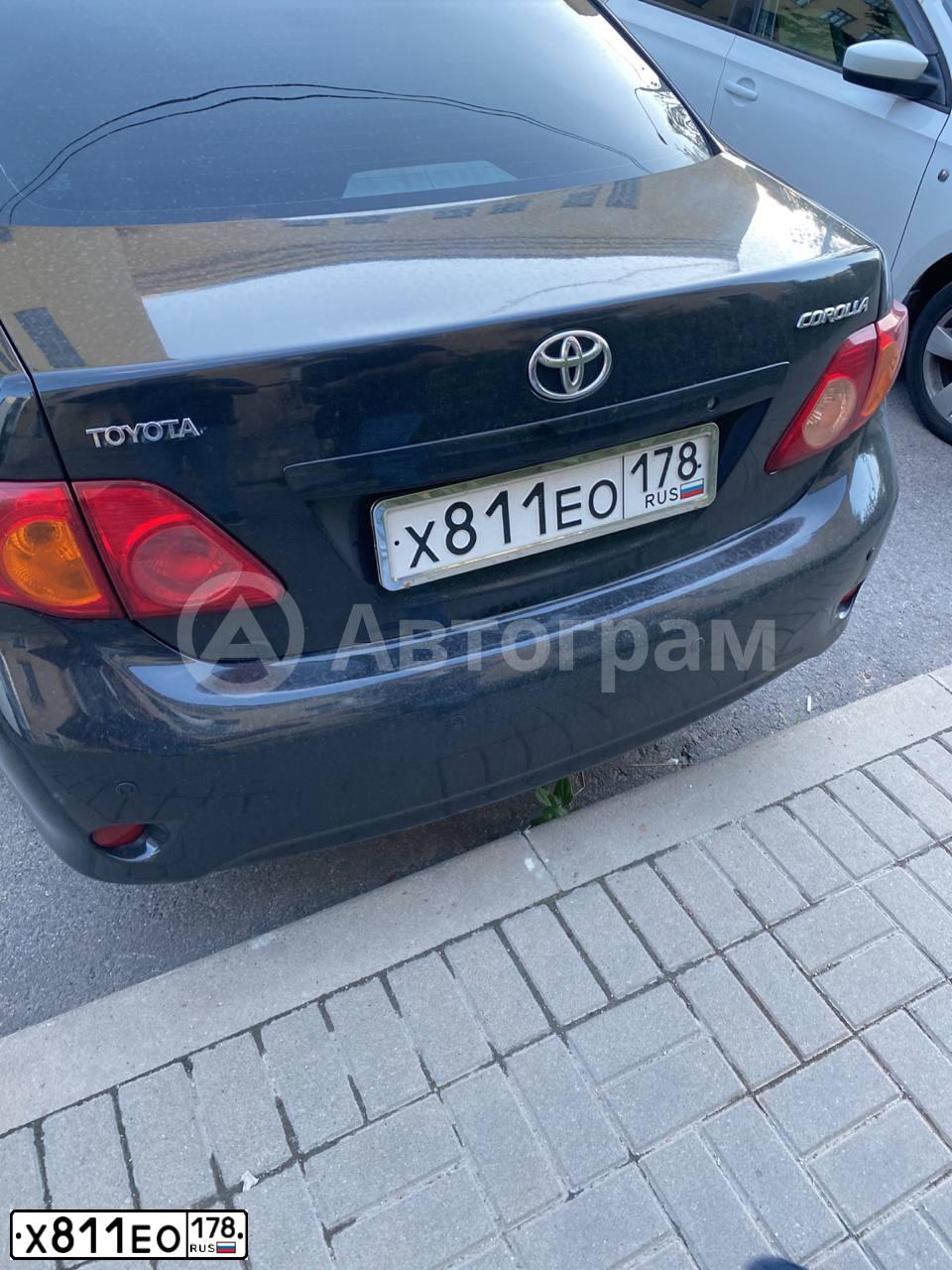 Фото автомобиля TOYOTA COROLLA, 2008 — госномер Х811ЕО178. Цвет: ЧЕРНЫЙ