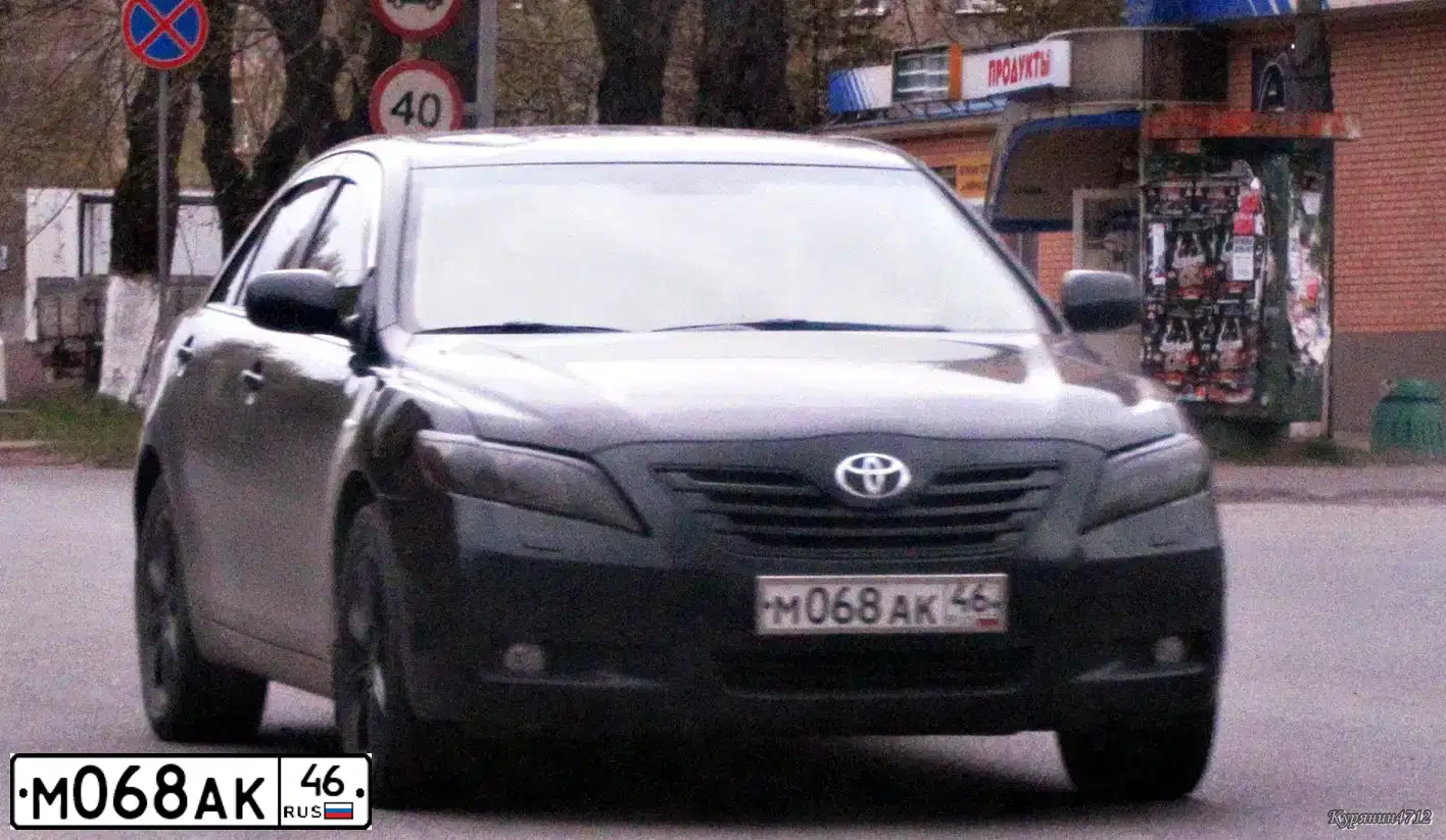 Фото автомобиля TOYOTA CAMRY, 2008 — госномер Н083КР19. Цвет: ЧЕРНЫЙ