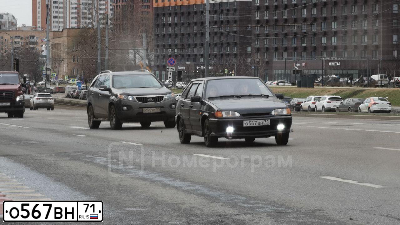Фото автомобиля LADA 2114 SAMARA, 2009 — госномер К928УА790. Цвет: ГРАФИТОВЫЙ МЕТАЛЛИК