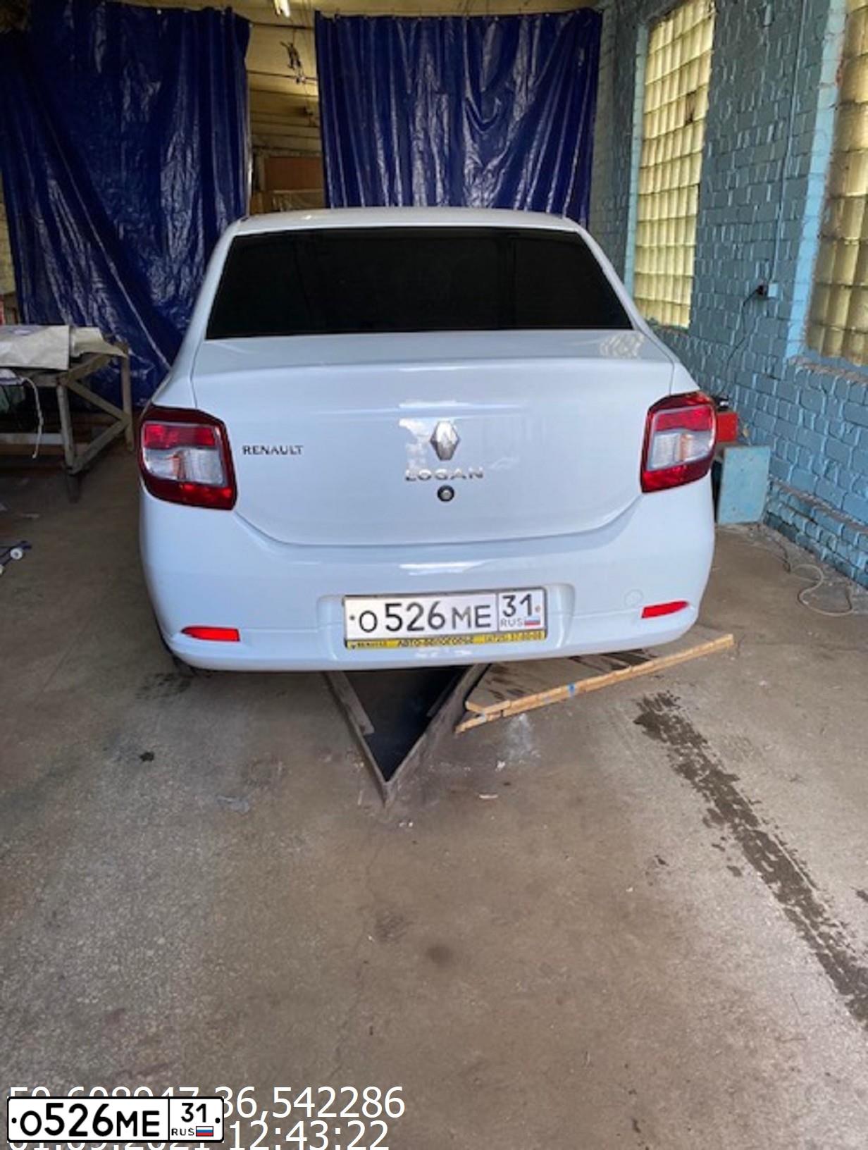 Фото автомобиля RENAULT LOGAN, 2017 — госномер Е244ХР161. Цвет: БЕЛЫЙ