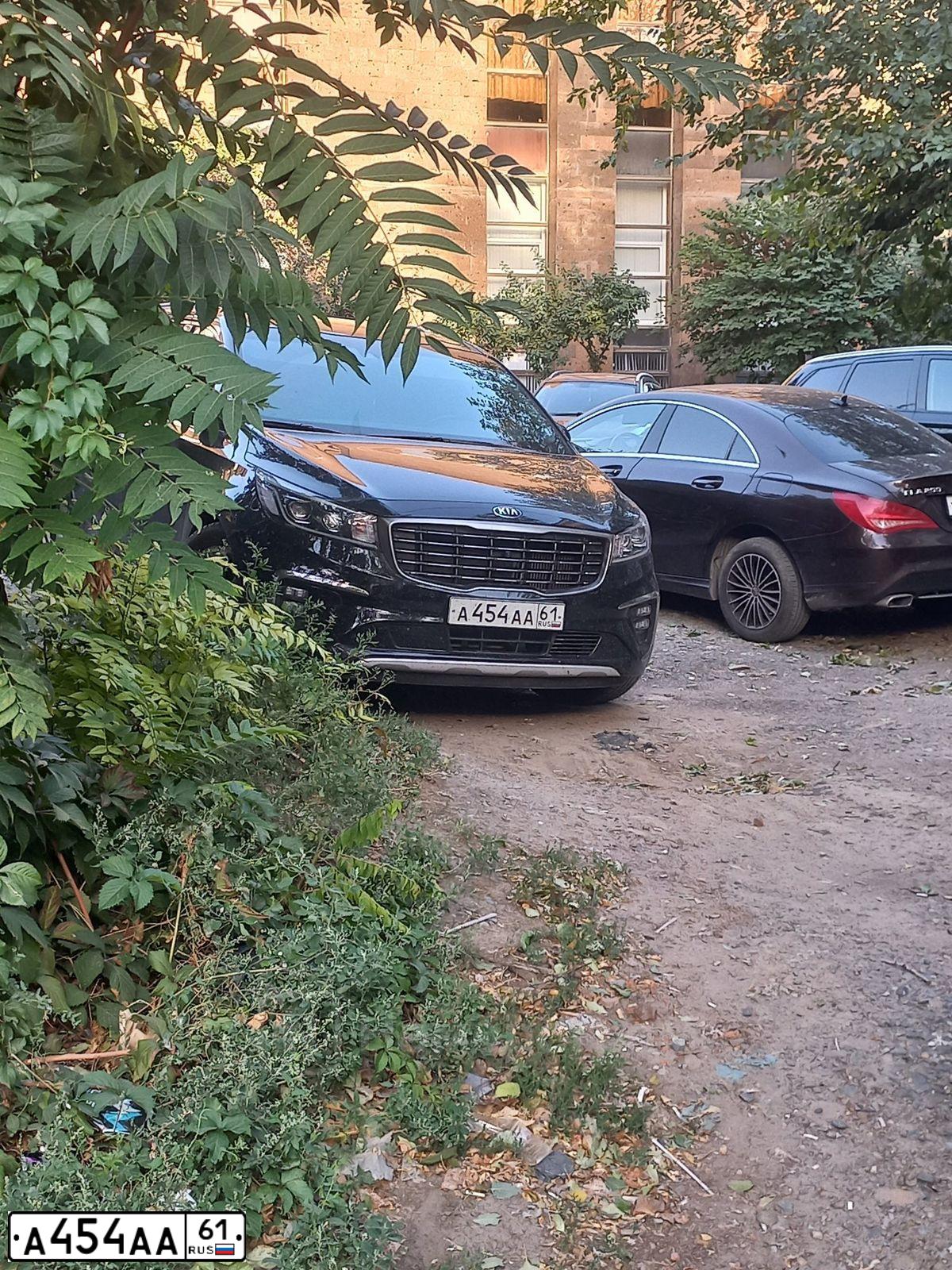 Фото автомобиля MAZDA CX-5, 2012 — госномер Е454АА61. Цвет: СЕРЕБРИСТЫЙ