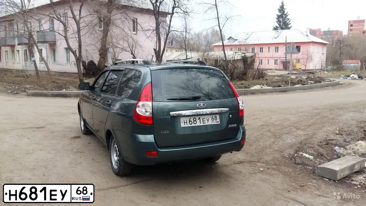 Фото автомобиля LADA 2171 PRIORA, 2010 — госномер Н681ЕУ68. Цвет: Серо-сине-зеленый