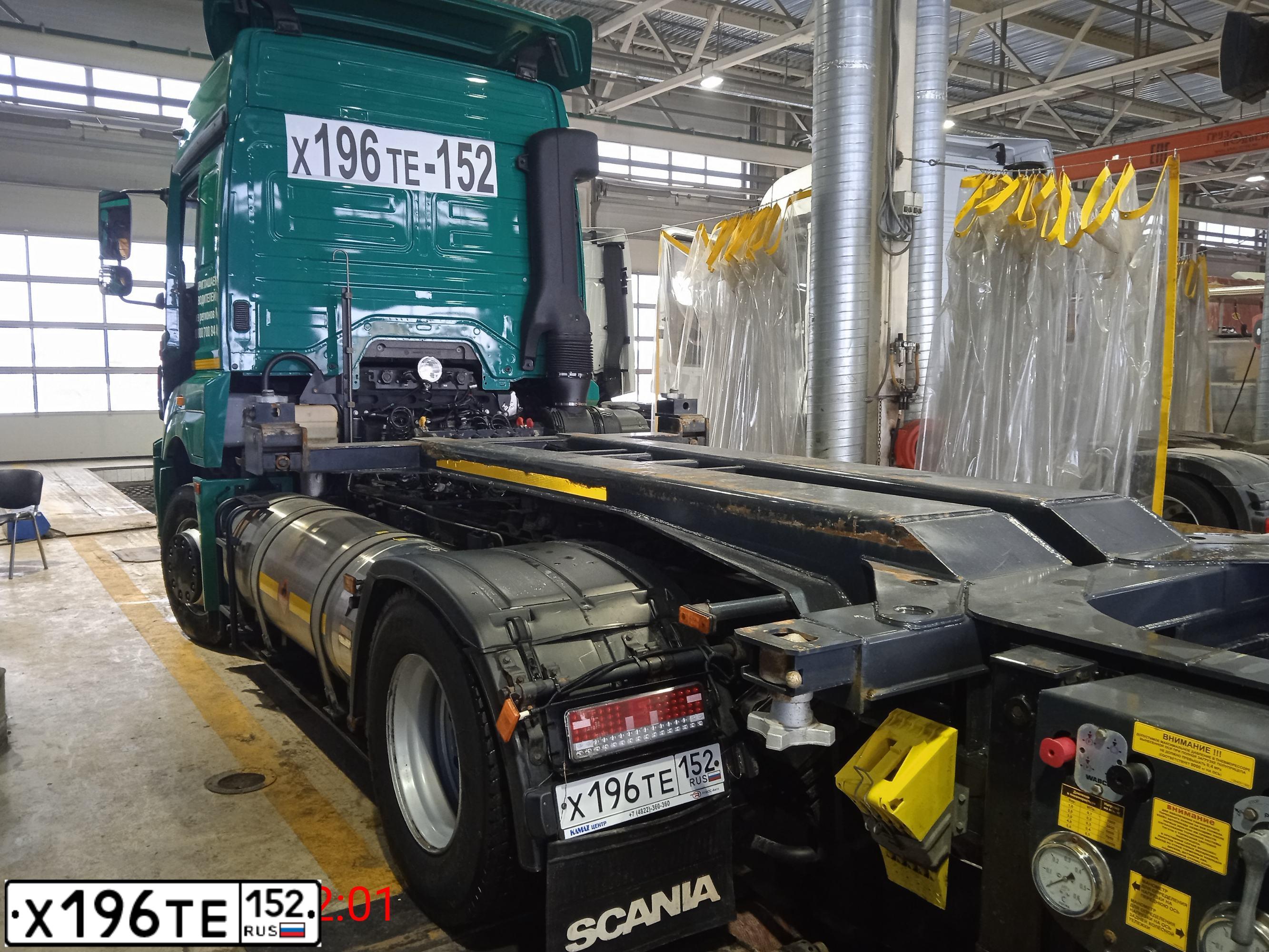 Фото автомобиля KAMAZ 5490 /4X2/, 2020 — госномер Х196ТЕ152. Цвет: ЗЕЛЕНЫЙ