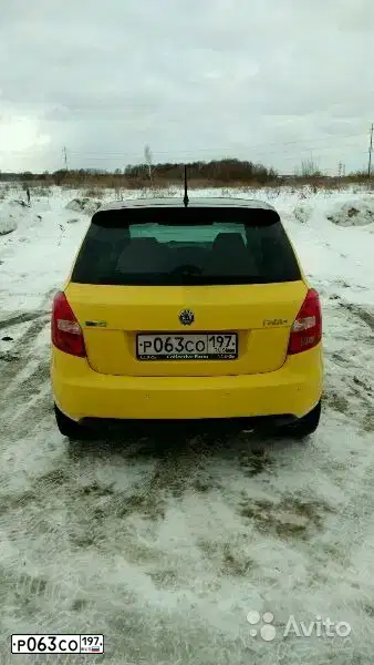 Фото автомобиля SKODA FABIA, 2012 — госномер В187ХС790. Цвет: ЖЁЛТЫЙ