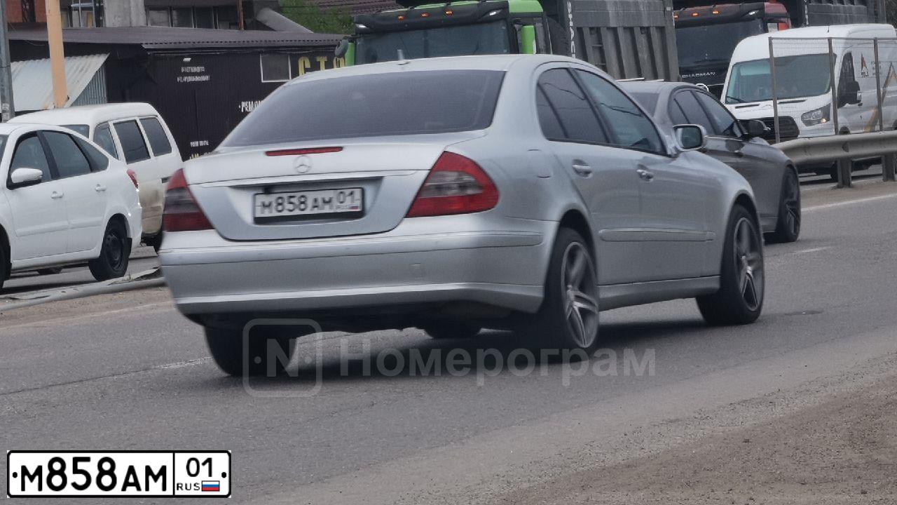 Фото автомобиля LADA 2170 PRIORA, 2013 — госномер У989КН05. Цвет: СЕРЫЙ