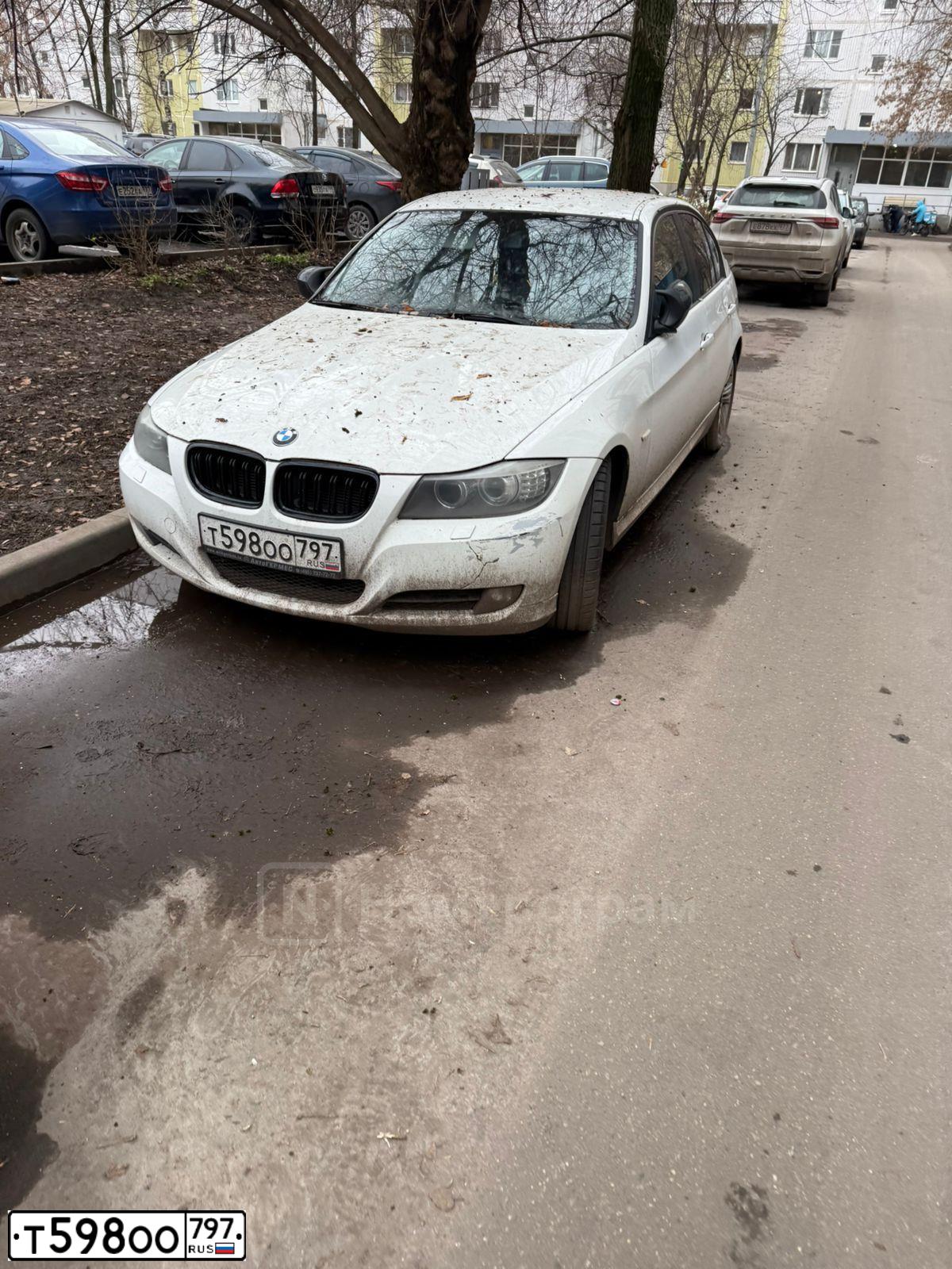 Фото автомобиля BMW SERIE 3, 2011 — госномер Т598ОО797. Цвет: Белый