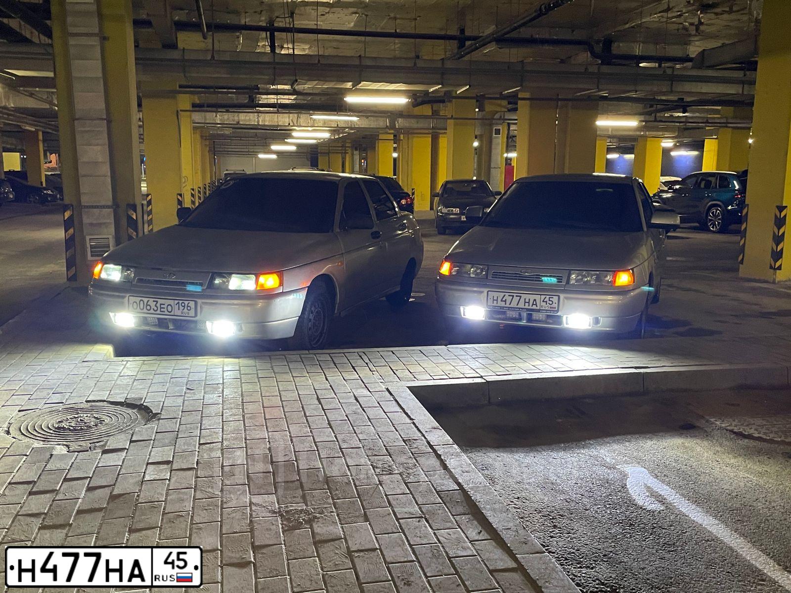 Фото автомобиля LADA 2110, 2006 — госномер Т484ХВ774