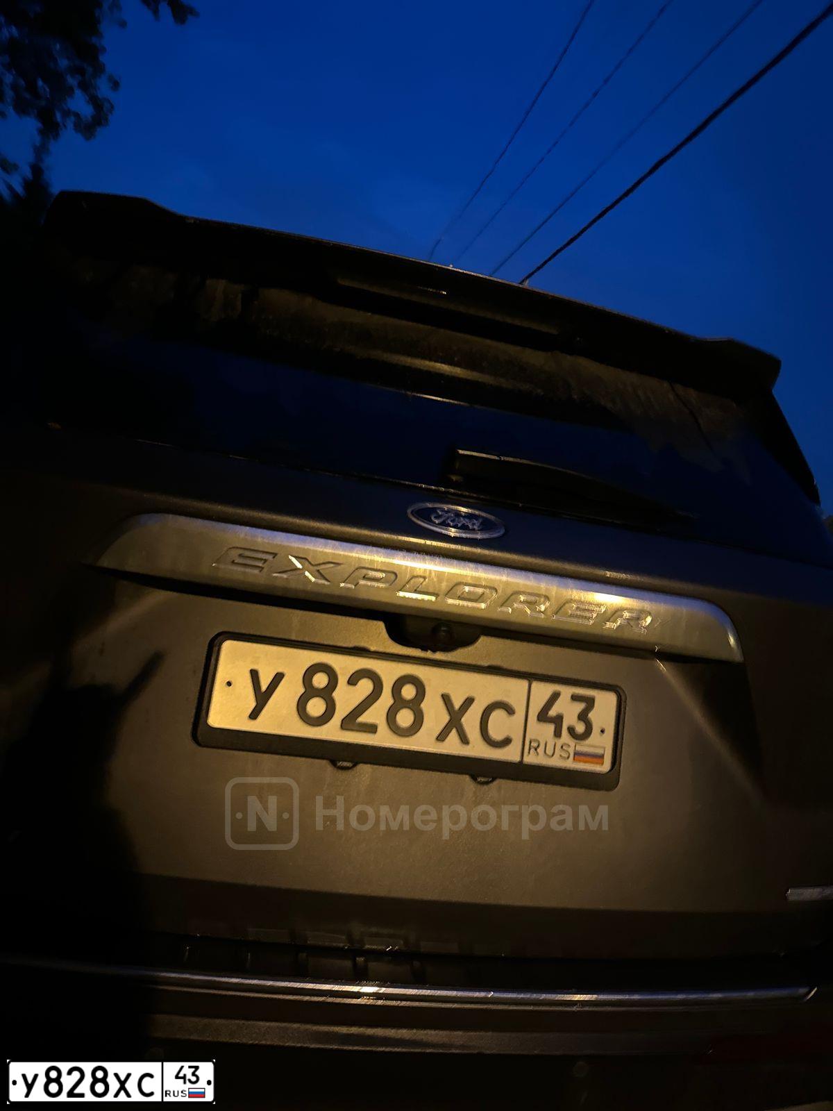 Фото автомобиля FORD EXPLORER, 2020 — госномер У828ХС43