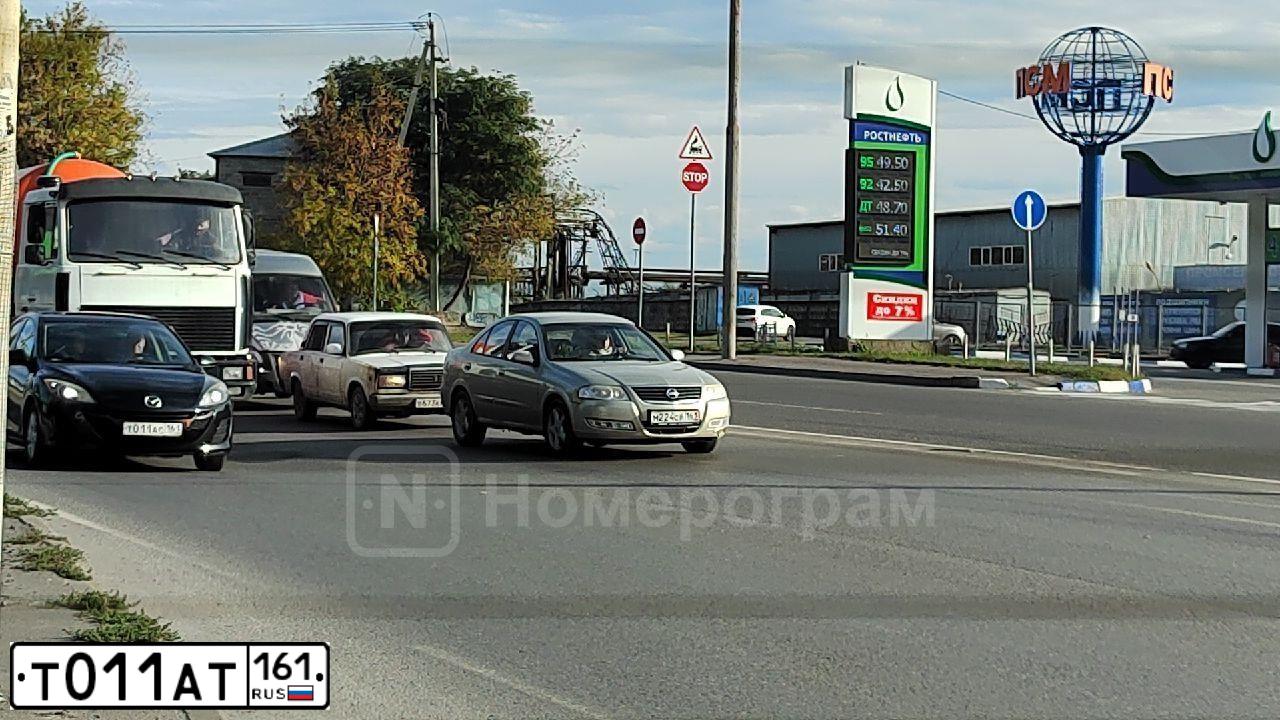Фото автомобиля HYUNDAI SOLARIS, 2014 — госномер Т011АТ161. Цвет: Белый