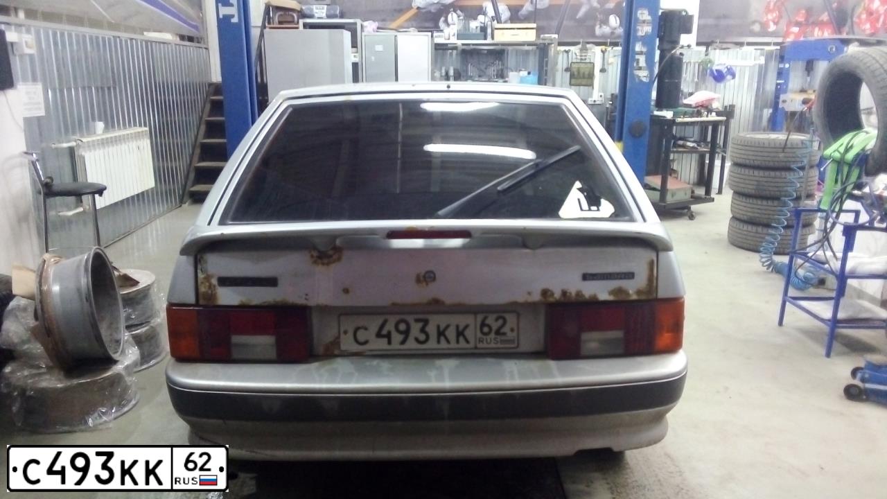 Фото автомобиля LADA 2114 SAMARA, 2006 — госномер С493КК62. Цвет: СВЕТЛО-СЕРЕБРИСТЫЙ МЕТАЛЛ