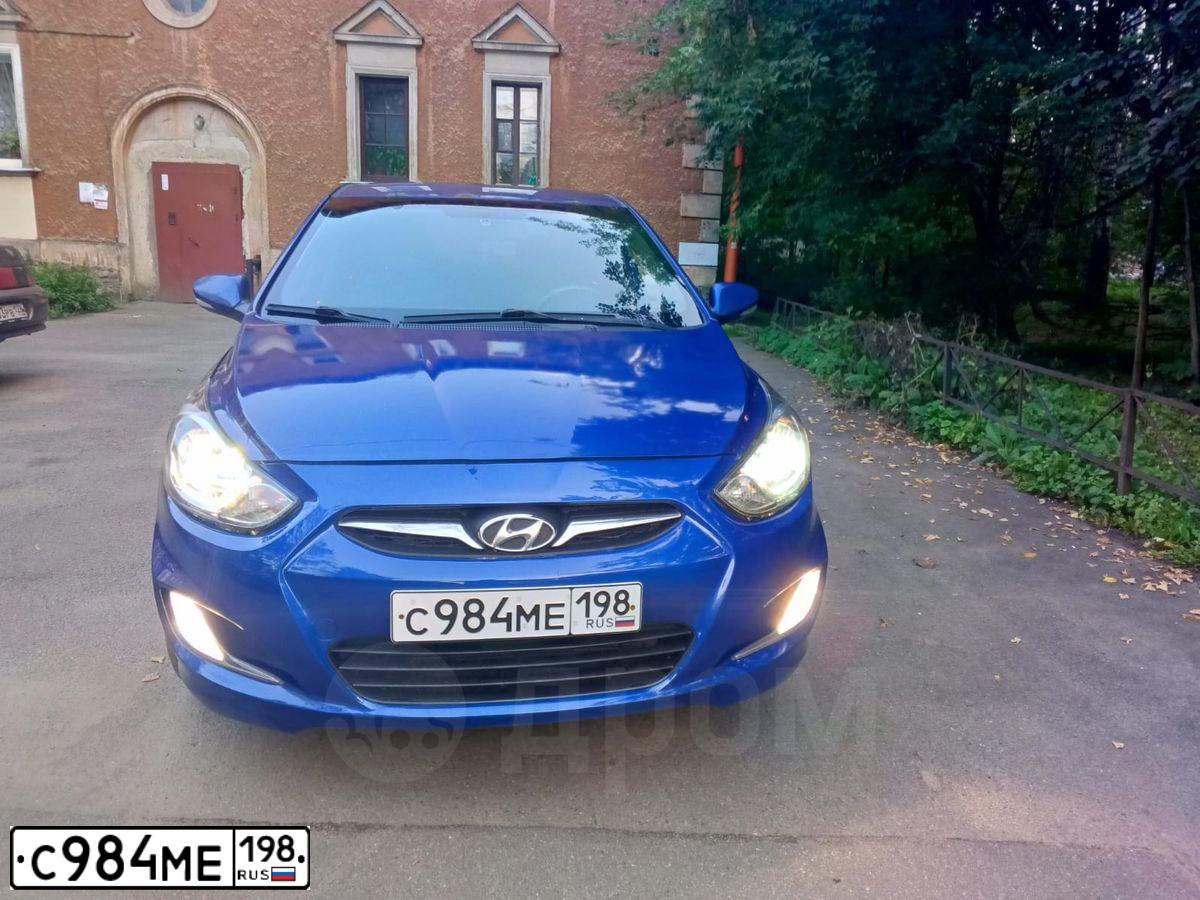 Фото автомобиля HYUNDAI SOLARIS, 2011 — госномер С841РА40. Цвет: Темно-синий