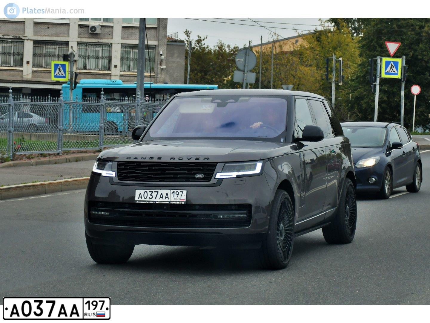 Фото автомобиля CHEVROLET EXPRESS VAN, 2013 — госномер А037АА197. Цвет: ЧЕРНЫЙ