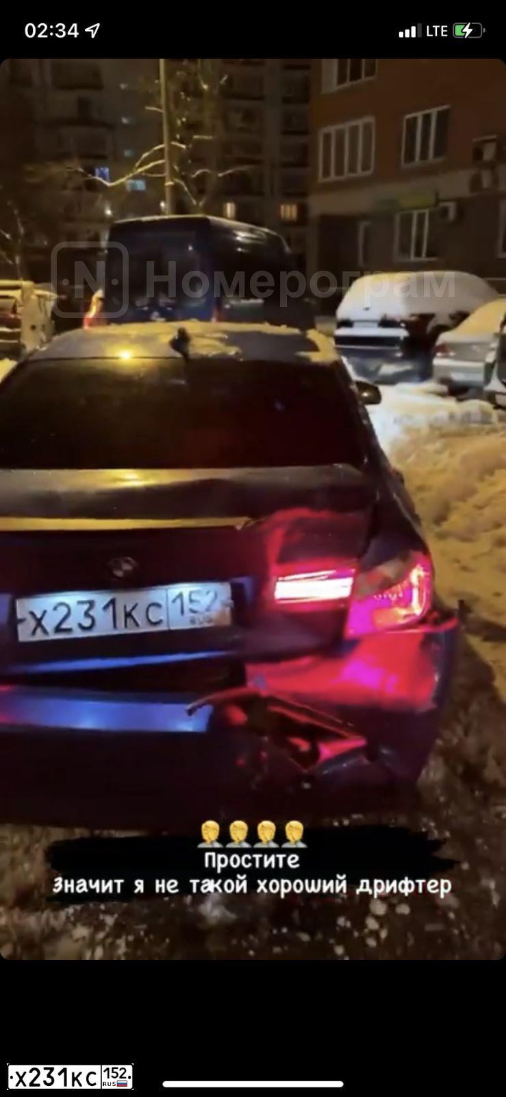 Фото автомобиля HYUNDAI TUCSON, 2008 — госномер Х231КС152. Цвет: СЕРЫЙ