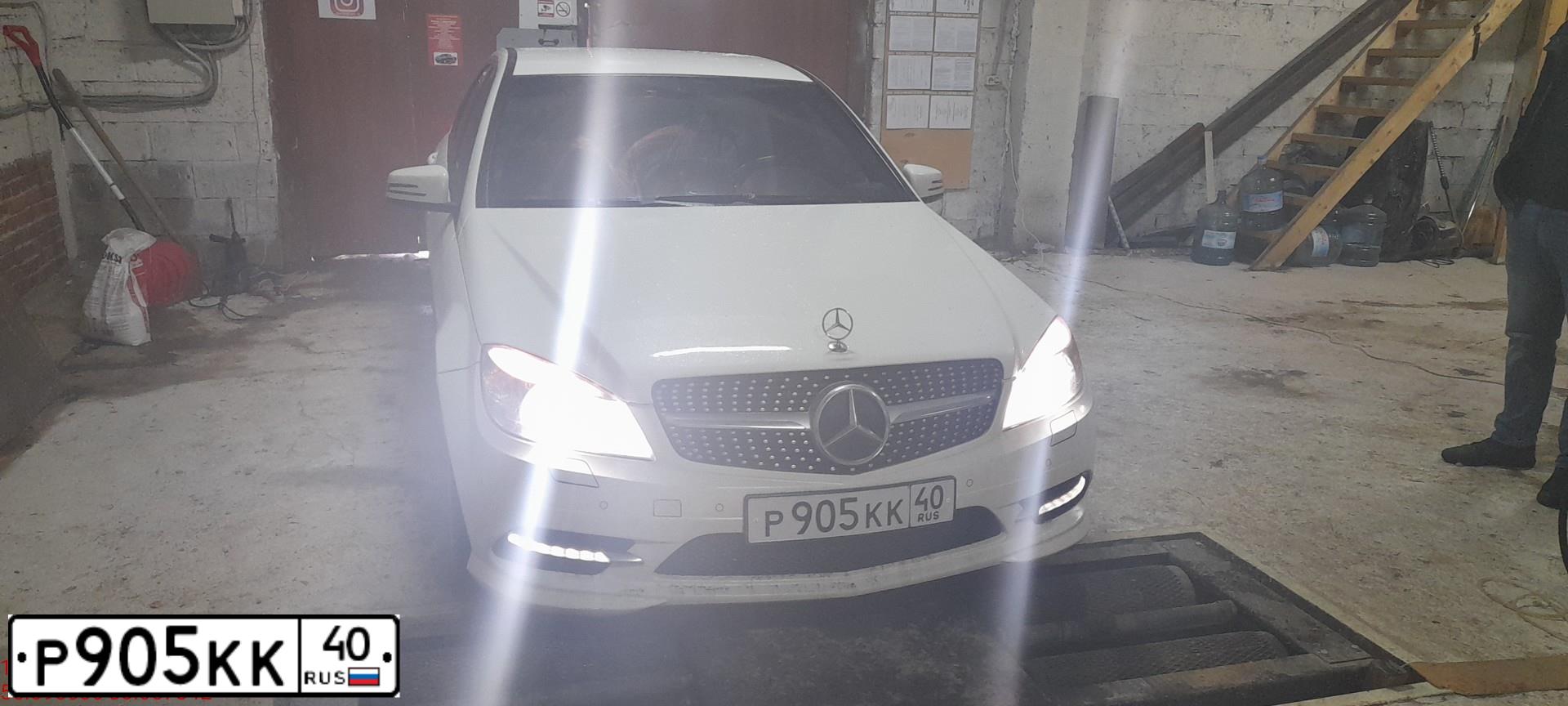 Фото автомобиля MERCEDES-BENZ C180, 2010 — госномер Н473РС21