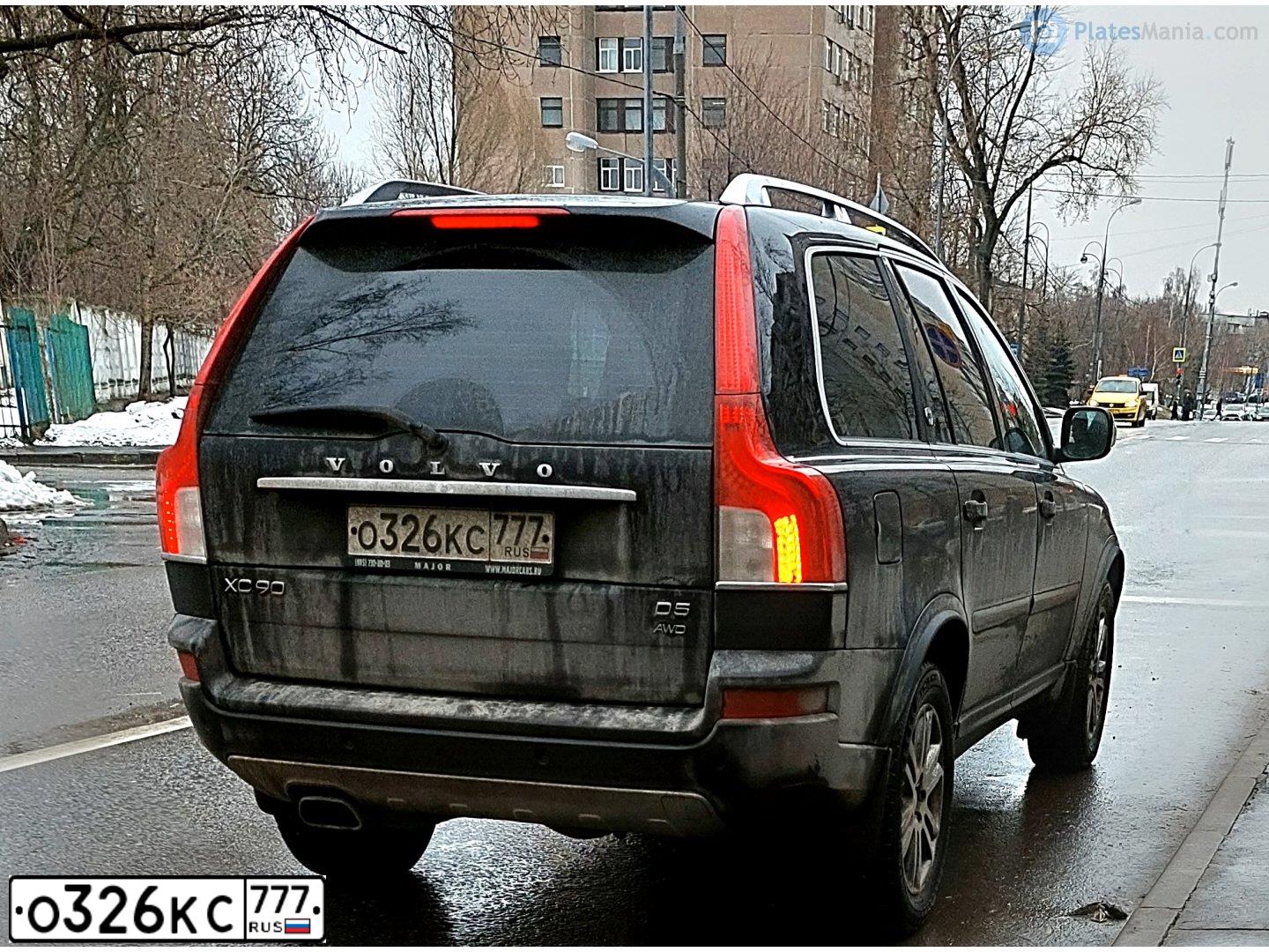 Фото автомобиля VOLVO XC90, 2014 — госномер О326КС777. Цвет: КОРИЧНЕВЫЙ ТЕМНЫЙ