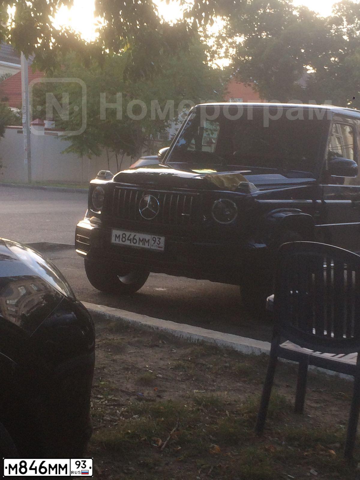 Фото автомобиля MERCEDES G-KLASSE, 2020 — госномер М846ММ93. Цвет: синий