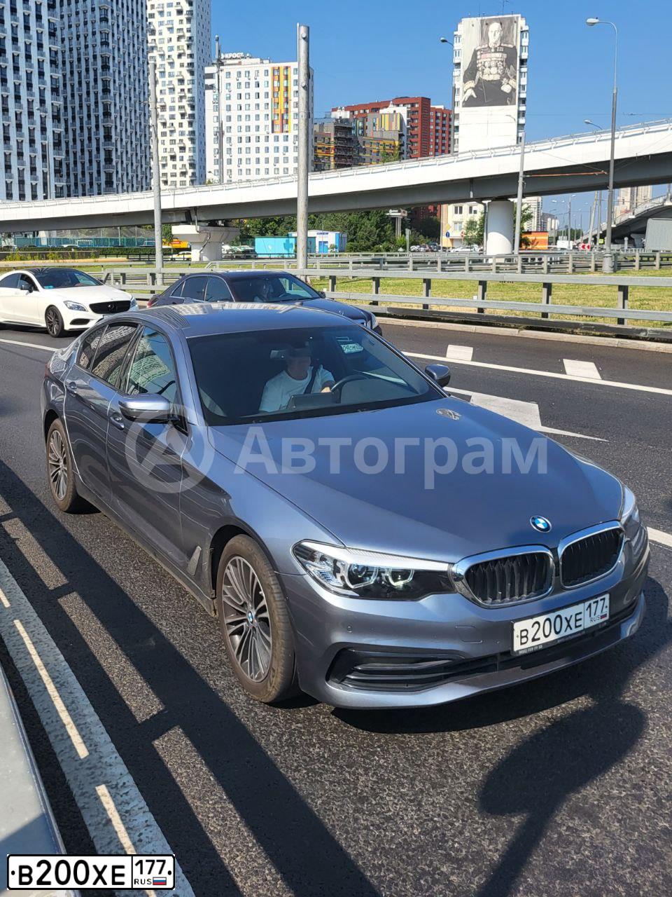 Фото автомобиля BMW X5, 2007 — госномер А718СЕ164. Цвет: СЕРЫЙ