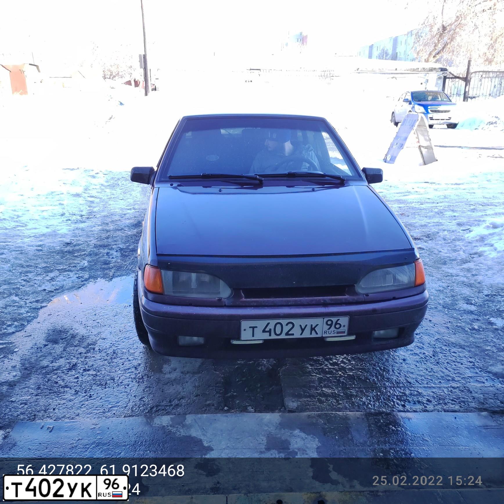 Фото автомобиля LADA 2114 SAMARA, 2012 — госномер Х470ОХ196. Цвет: ТЕМНО-ВИШНЕВЫЙ