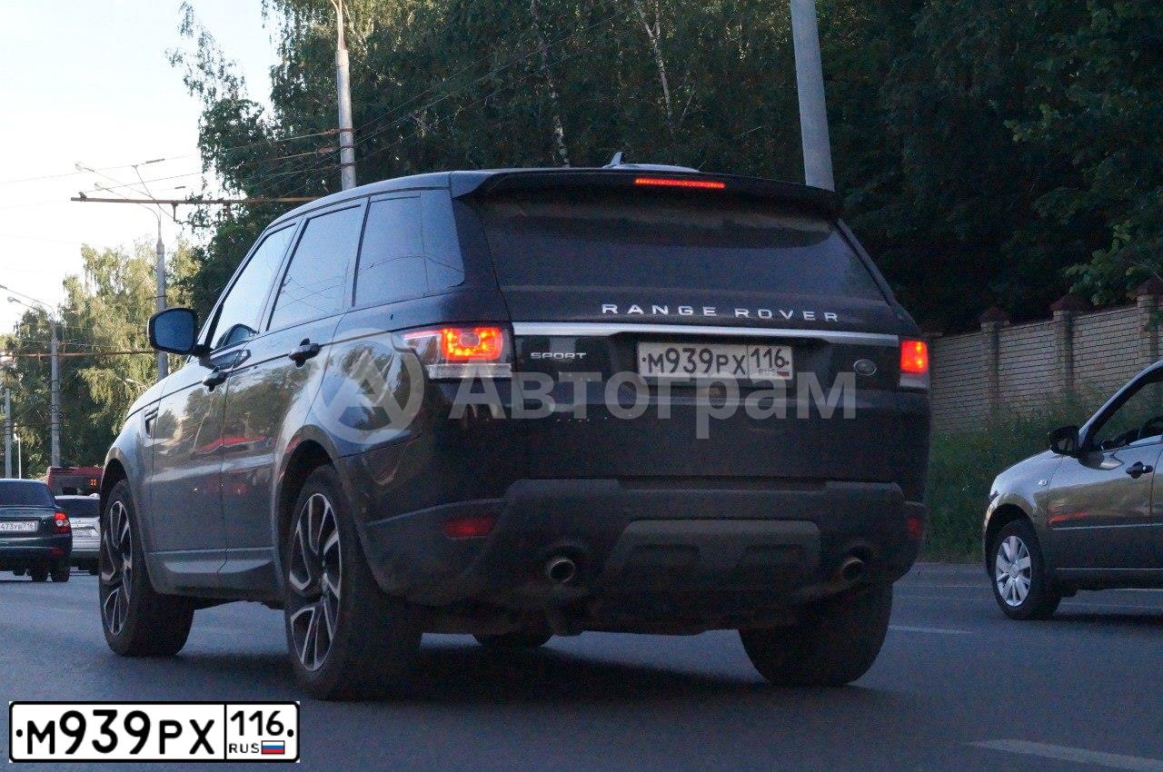 Фото автомобиля LANDROVER RANGE ROVER, 2015 — госномер В939ТМ16. Цвет: ЧЕРНЫЙ