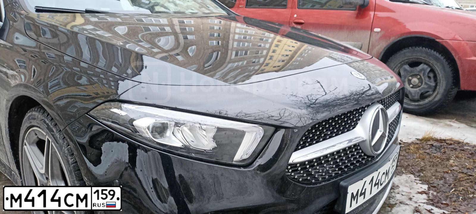 Фото автомобиля MERCEDES A-KLASSE, 2019 — госномер О611ОО159. Цвет: ЧЕРНЫЙ