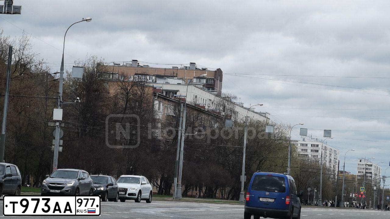 Фото автомобиля SUZUKI /GRAND/ VITARA, 2010 — госномер Т973АА977. Цвет: СЕРЕБРИСТЫЙ