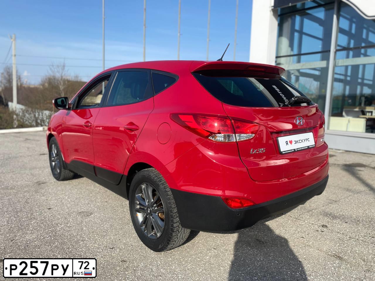 Фото автомобиля HYUNDAI IX35, 2015 — госномер Р603СВ159. Цвет: Красный