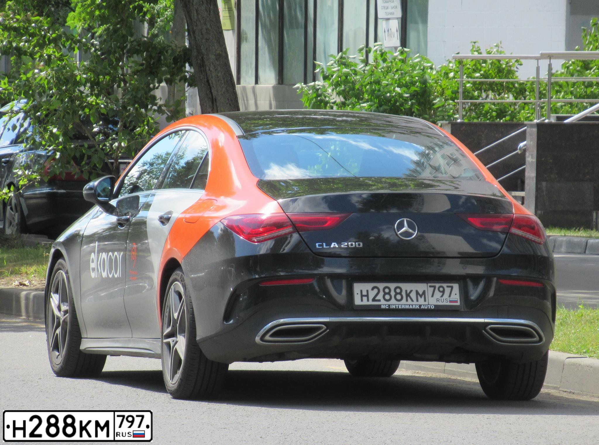 Фото автомобиля MERCEDES-BENZ 200, 2021 — госномер К728УС797. Цвет: ЧЕРНЫЙ