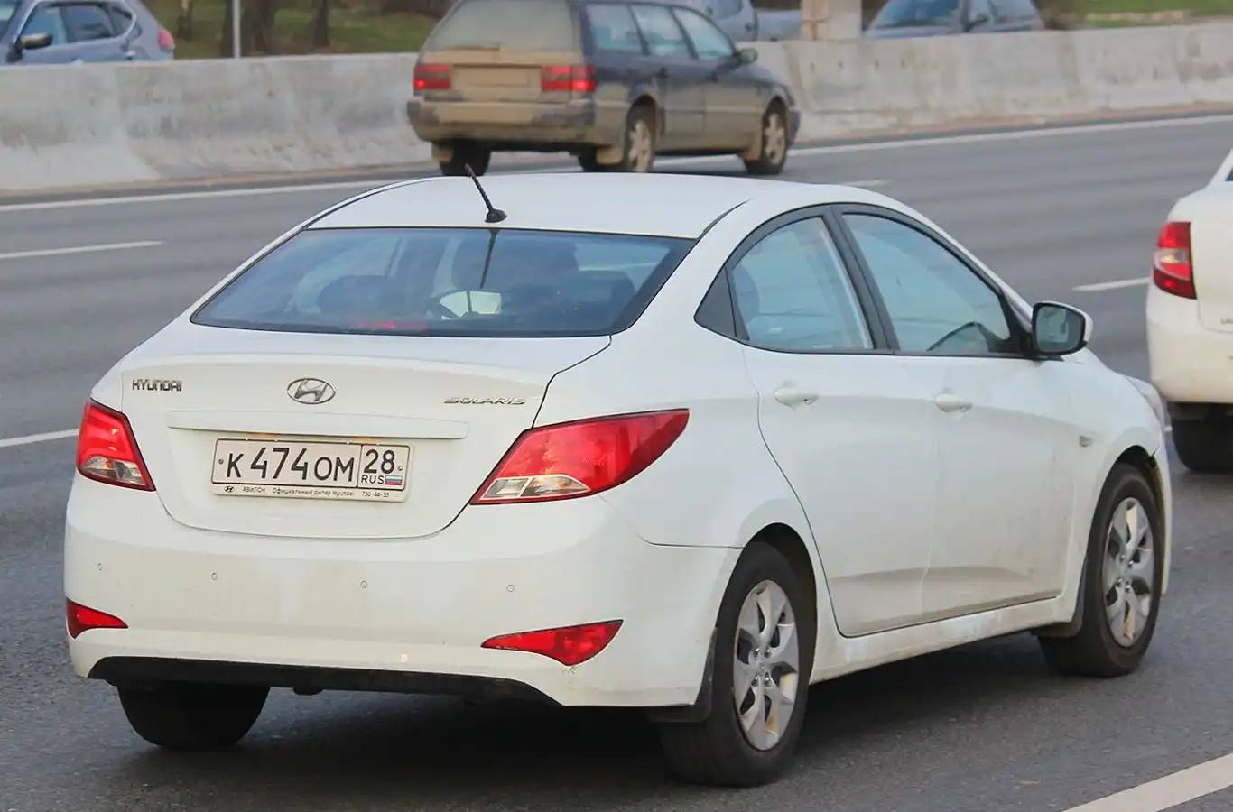 Фото автомобиля HYUNDAI SOLARIS, 2014 — госномер Т417АЕ250