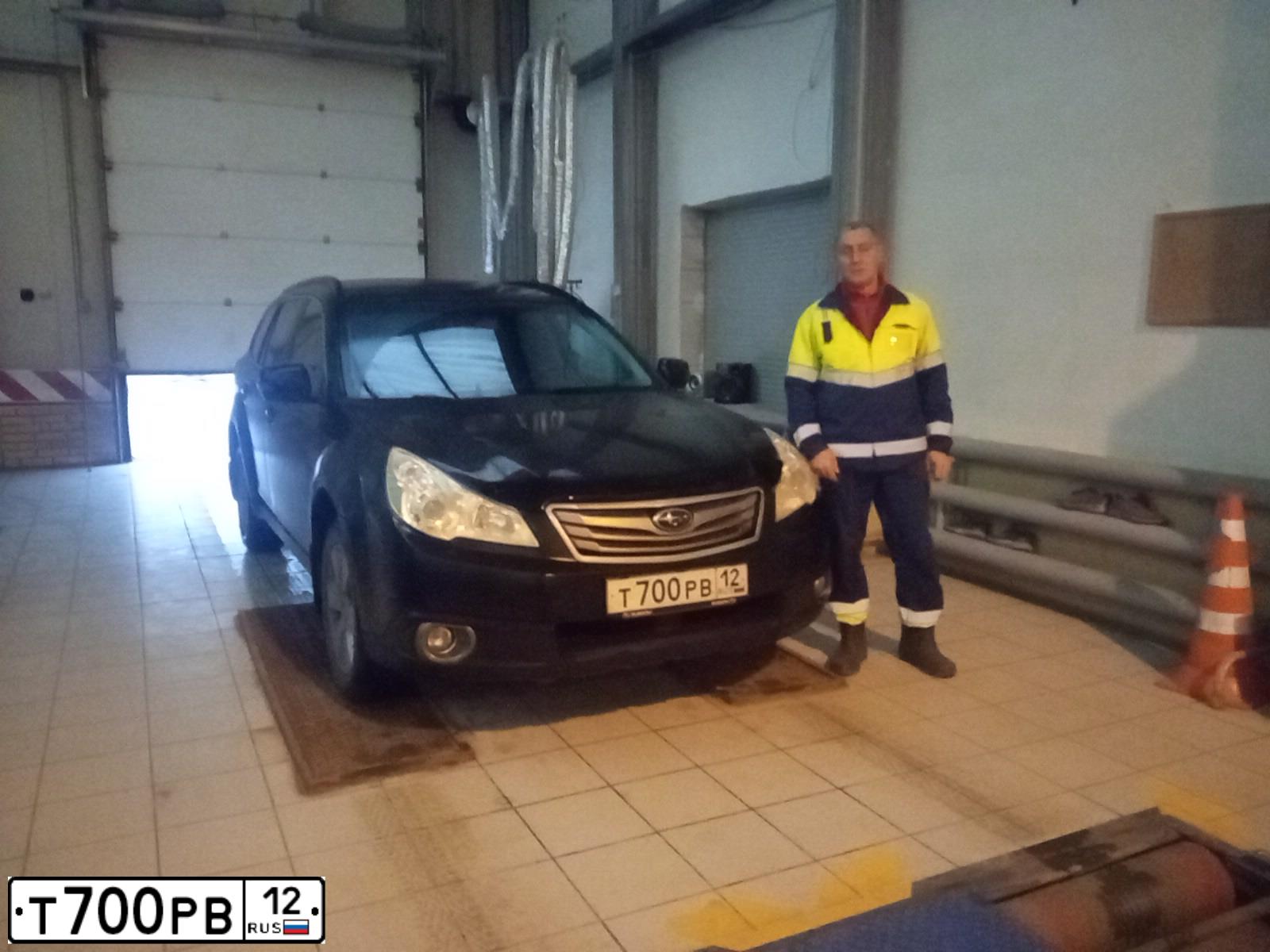 Фото автомобиля SUBARU OUTBACK, 2011 — госномер О704КХ71