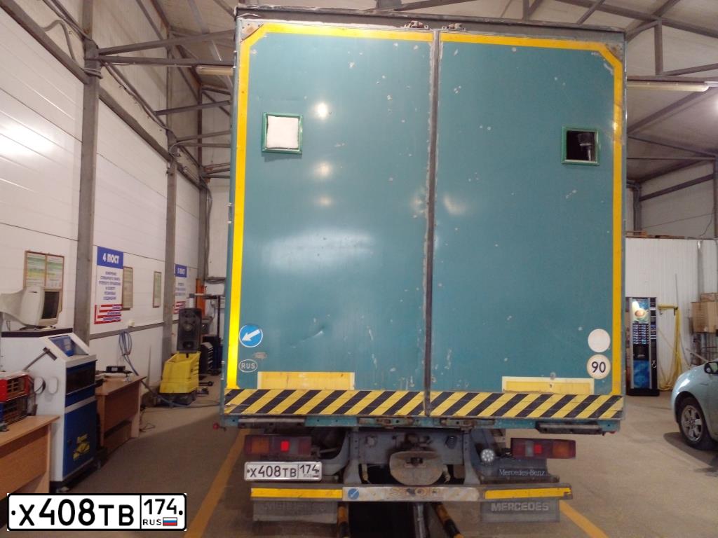 Фото автомобиля MERCEDES ATEGO, 2000 — госномер Н517ТН33. Цвет: ЗЕЛЕНЫЙ