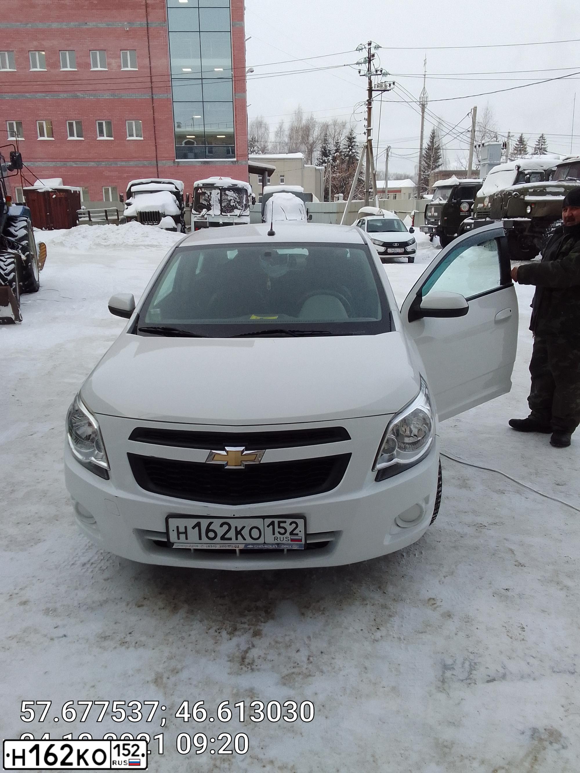 Фото автомобиля CHEVROLET COBALT, 2014 — госномер Н162КО152. Цвет: БЕЛЫЙ