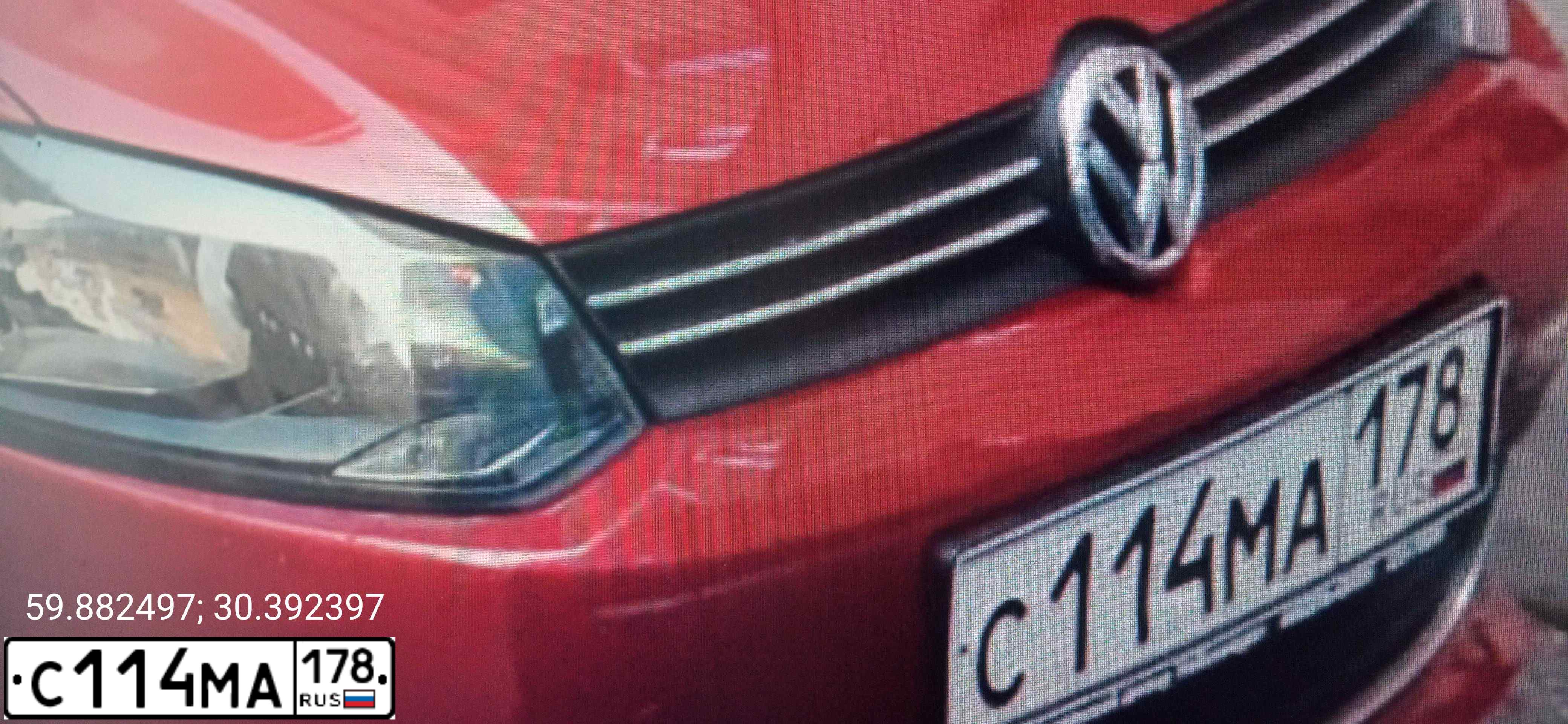 Фото автомобиля VOLKSWAGEN POLO, 2014 — госномер С114МА178. Цвет: ВИШНЕВО-КРАСНЫЙ