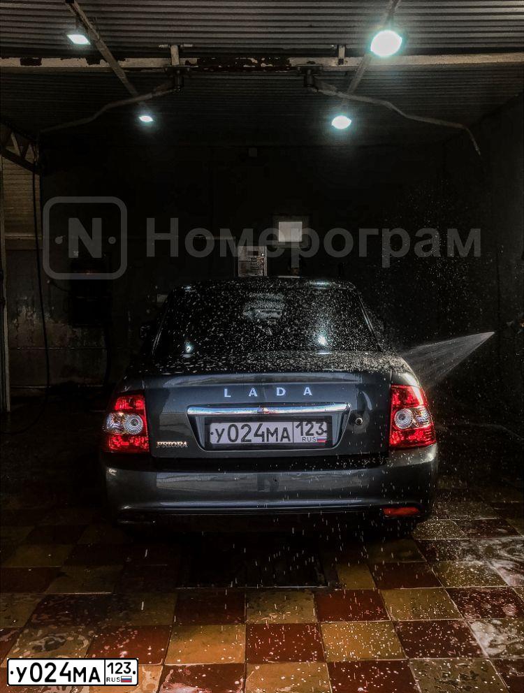 Фото автомобиля LADA 2170 PRIORA, 2009 — госномер У024МА05. Цвет: СЕРО-СИНЕ-ЗЕЛЕНЫЙ