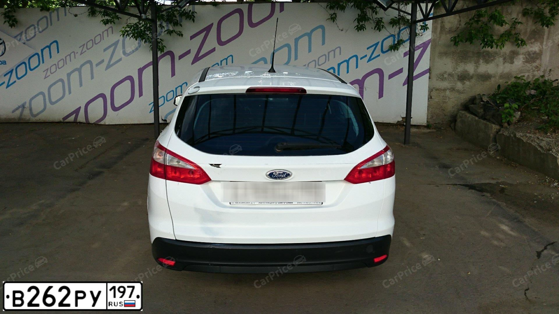 Фото автомобиля FORD FOCUS, 2012 — госномер В262РУ197. Цвет: БЕЛЫЙ
