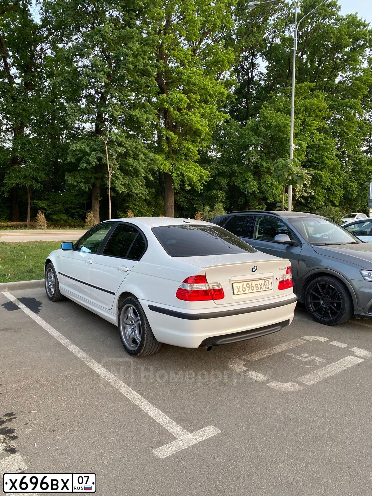 Фото автомобиля LADA 2170 PRIORA, 2007 — госномер Р673УХ26. Цвет: ГРАФИТОВЫЙ МЕТАЛЛИК