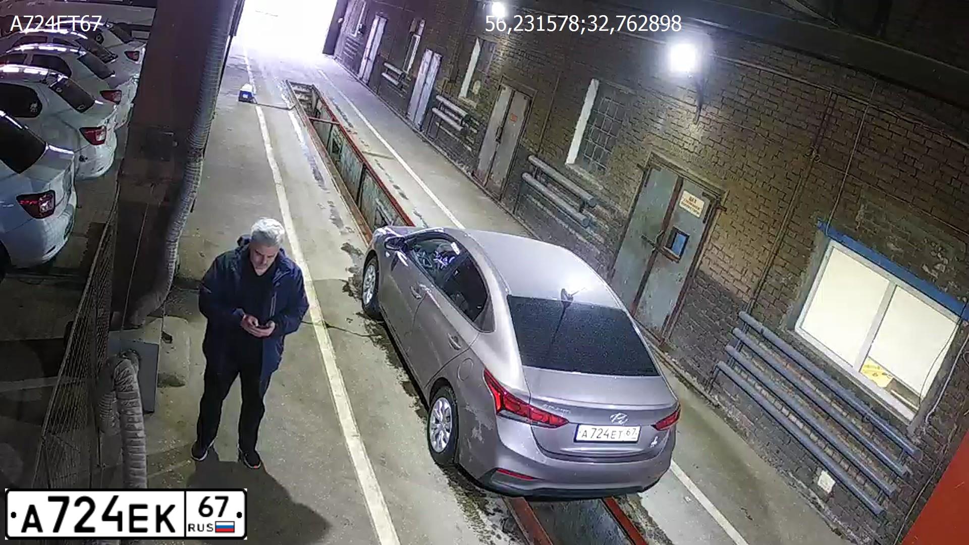 Фото автомобиля HYUNDAI SOLARIS, 2018 — госномер А724ЕТ67. Цвет: СВЕТЛО-КОРИЧНЕВЫЙ