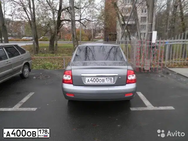 Фото автомобиля LADA PRIORA, 2010 — госномер С675КК89. Цвет: СРЕДНИЙ СЕРО-ЗЕЛЕНЫЙ МЕТ