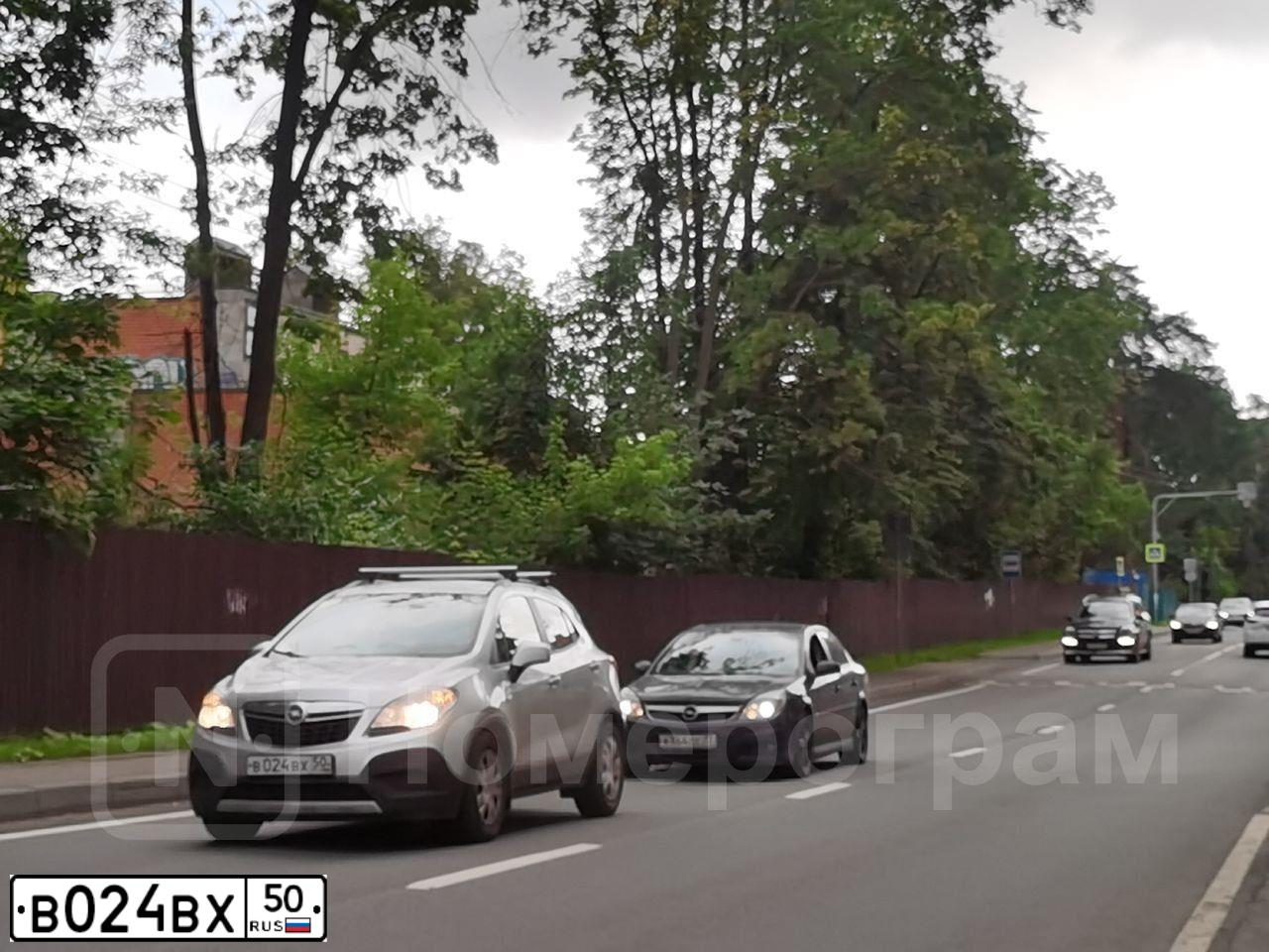 Фото автомобиля OPEL MOKKA, 2013 — госномер У819ММ71