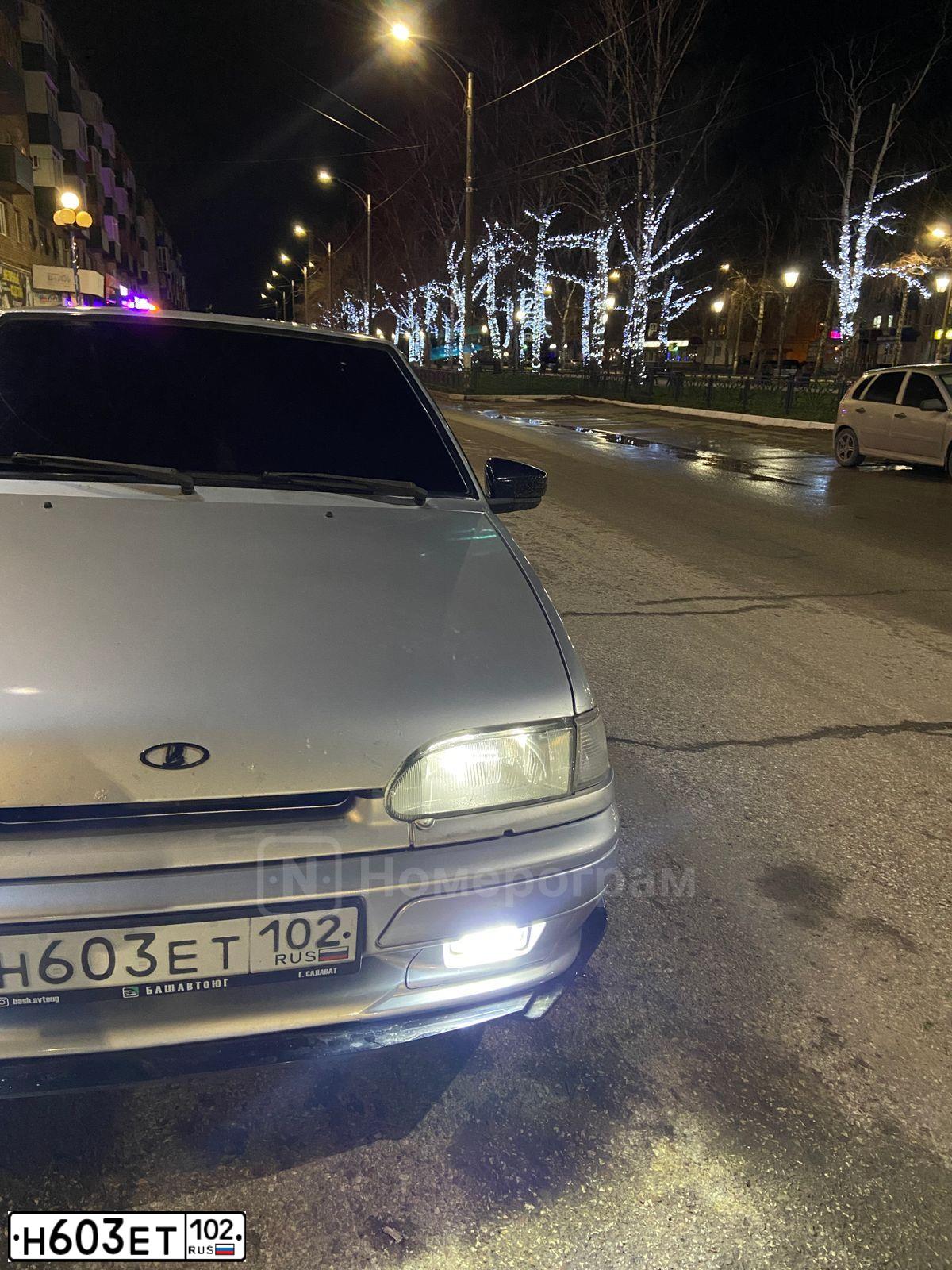 Фото автомобиля LADA 2114 SAMARA, 2009 — госномер Н603ЕТ102. Цвет: СВЕТЛО-СЕРЕБРИСТЫЙ МЕТАЛЛ