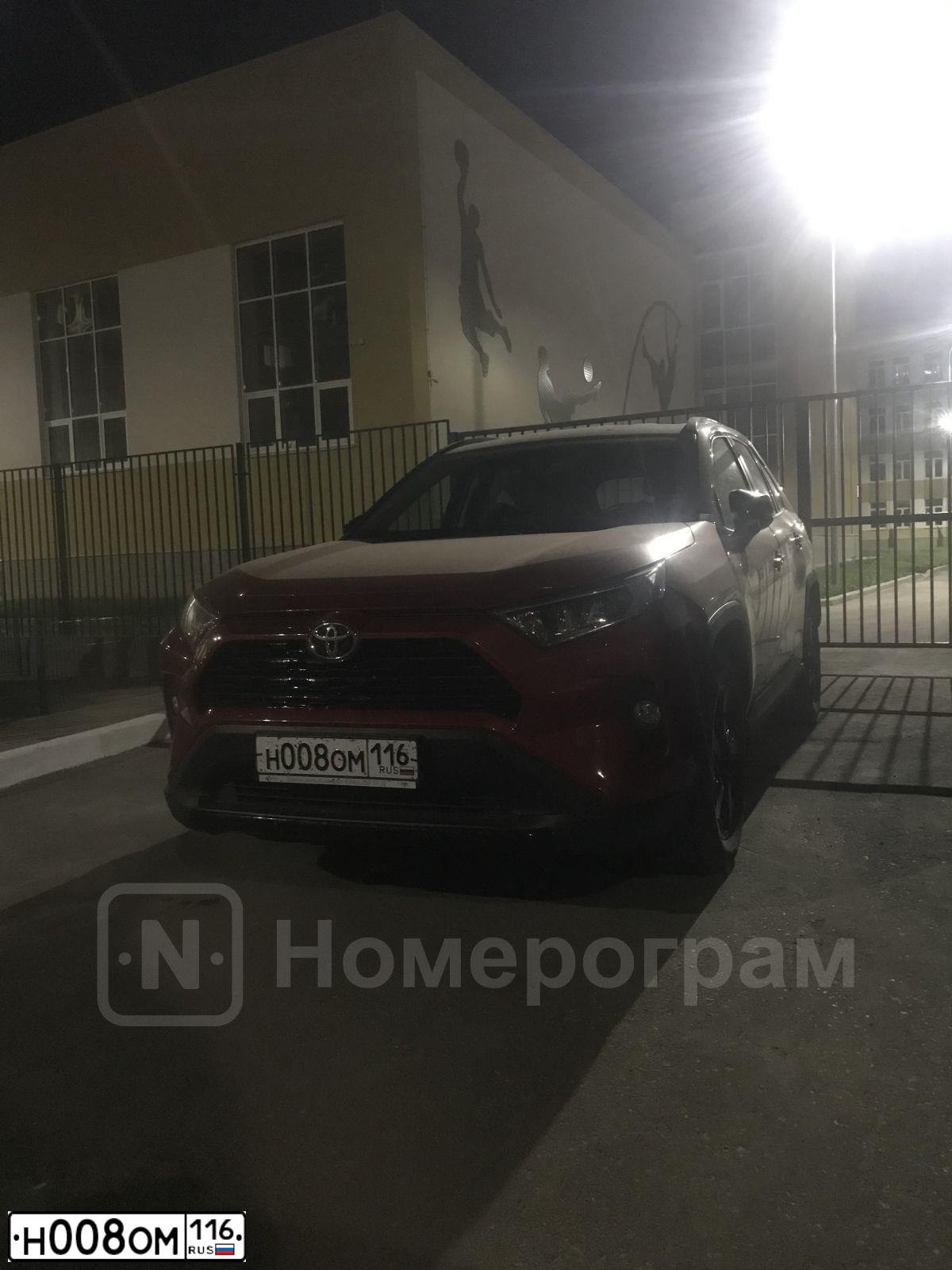 Фото автомобиля CHEVROLET CRUZE, 2010 — госномер О784АР716. Цвет: СЕРЕБРИСТЫЙ